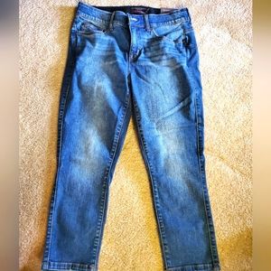 NWT TORRID Jean Capris